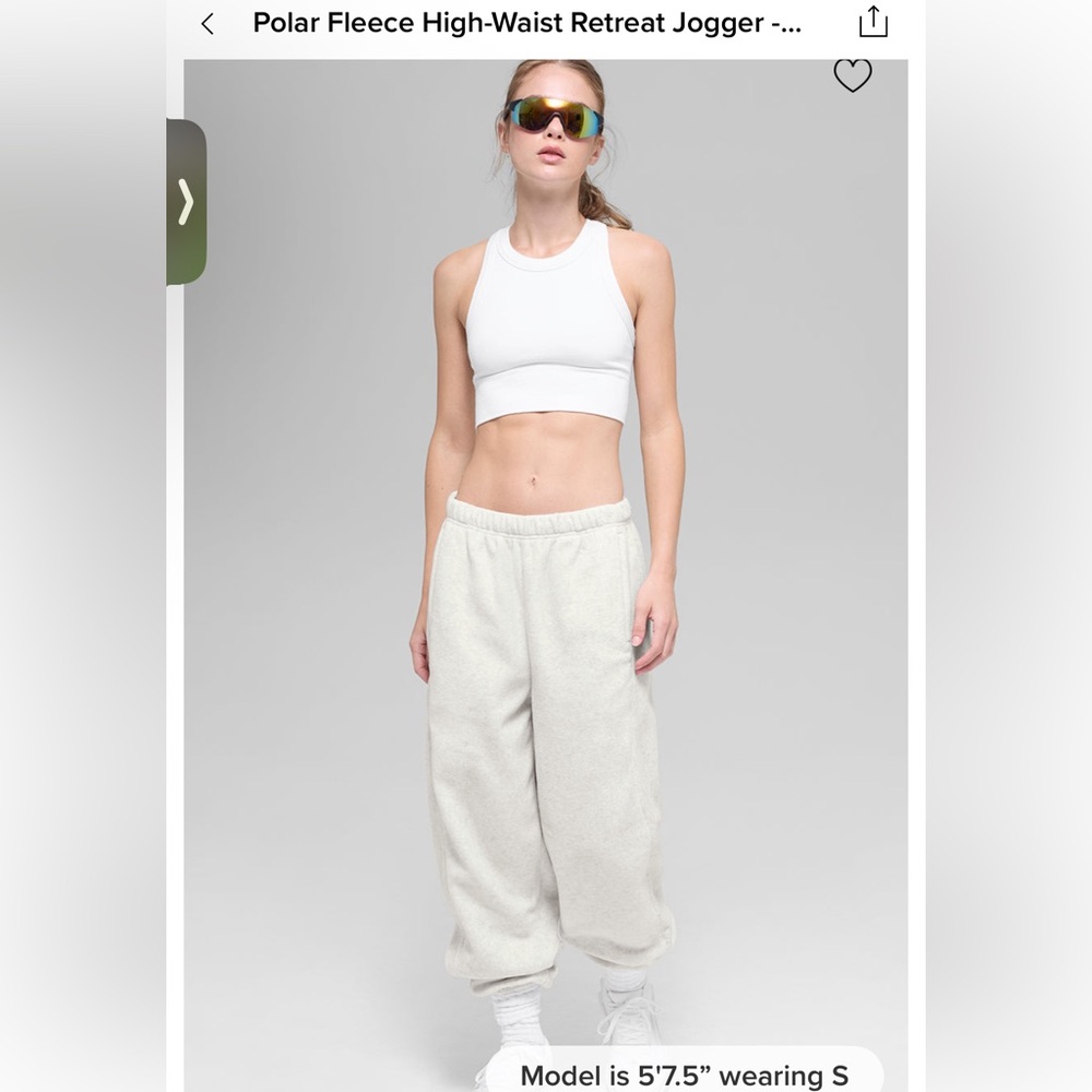 ALO Yoga Polar Fleece jogger Pants in color white heather gray